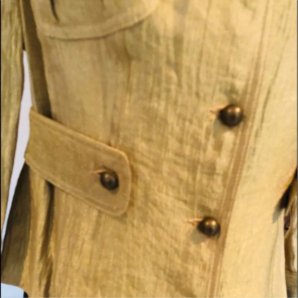 Elegant Gold shimmer metallic jacket with pockets, luxury item 3 sizes available - Picture 4 of 13